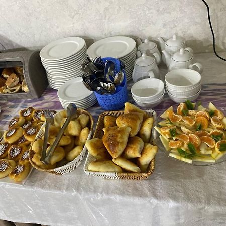 Barhat Hotel Tashkent Luaran gambar