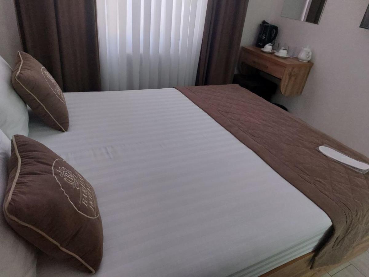 Barhat Hotel Tashkent Luaran gambar